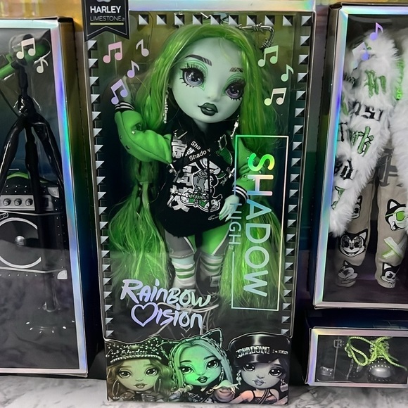 Shadow High Rainbow Vision Series 1 Harley Limestone Fashion Doll New - Picture 2 of 8